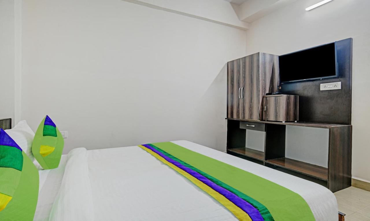 Treebo Alankar Hoshangabad Road Бопал Екстериор снимка